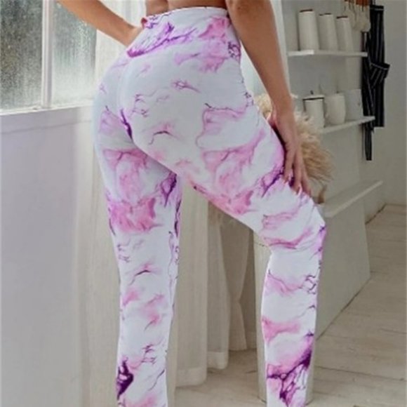 NWT 2 Piece Seamless Yoga Set 7/8 Legging and Bralette Lavender and White Small - Picture 4 of 8